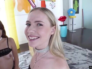 Threesome Rimjob Gape Deepthroat Brunette Blonde Big Ass Anal GIF